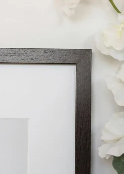 Ramme Trendy Valnød 40x50 cm - Passepartout Hvid 29,7x42 cm (A3)