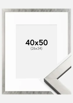 Ramme Uppsala Sølv 40x50 cm - Passepartout Hvid 27x35 cm