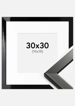 Ramme Uppsala Sort Højblank 30x30 cm - Passepartout Hvid 20x20 cm