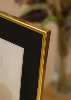 Ramme Victoria Guld 40x50 cm - Passepartout Sort 30x40 cm