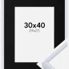 Ramme Victoria Hvid 30x40 cm - Passepartout Sort 20x28 cm