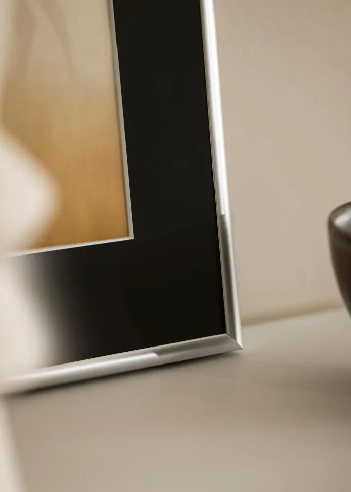 Ramme Victoria Sølv 70x100 cm - Passepartout Sort 62x85 cm