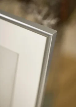 Ramme Victoria Sølv 70x100 cm - Passepartout Hvid 62x85 cm