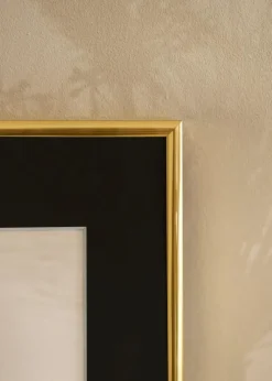 Ramme Visby Blank Guld 50x70 cm - Passepartout Sort 16x24 inches