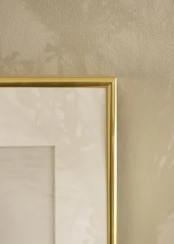 Ramme Visby Blank Guld 30x40 cm - Passepartout Hvid 21x29,7 cm (A4)