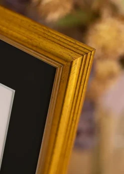 Ramme Västkusten Guld 32x45 cm - Passepartout Sort 25x30 cm