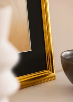 Ramme Västkusten Guld 60x80 cm - Passepartout Sort 50x70 cm