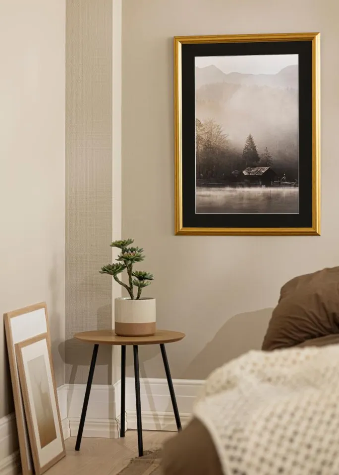 Ramme Västkusten Guld 60x80 cm - Passepartout Sort 50x70 cm